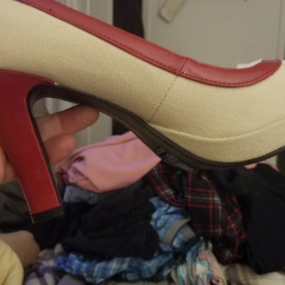 Bongo Heels - Picture 3 of 4